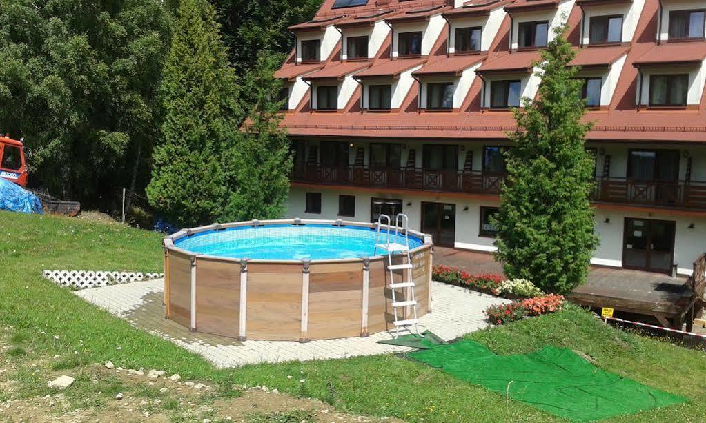 Ski Hotel Piwniczna-Zdroj Exterior photo